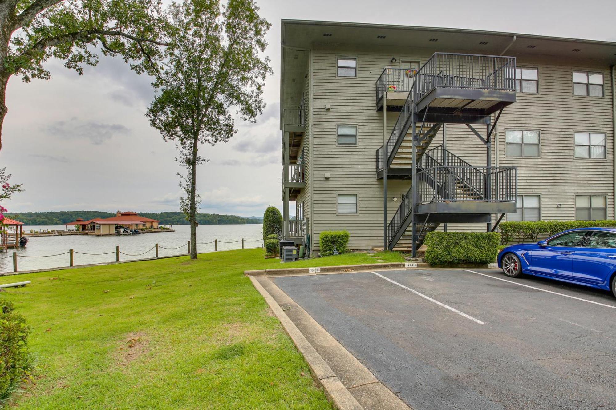 Spacious Hot Springs Penthouse Stunning Lake View Esterno foto