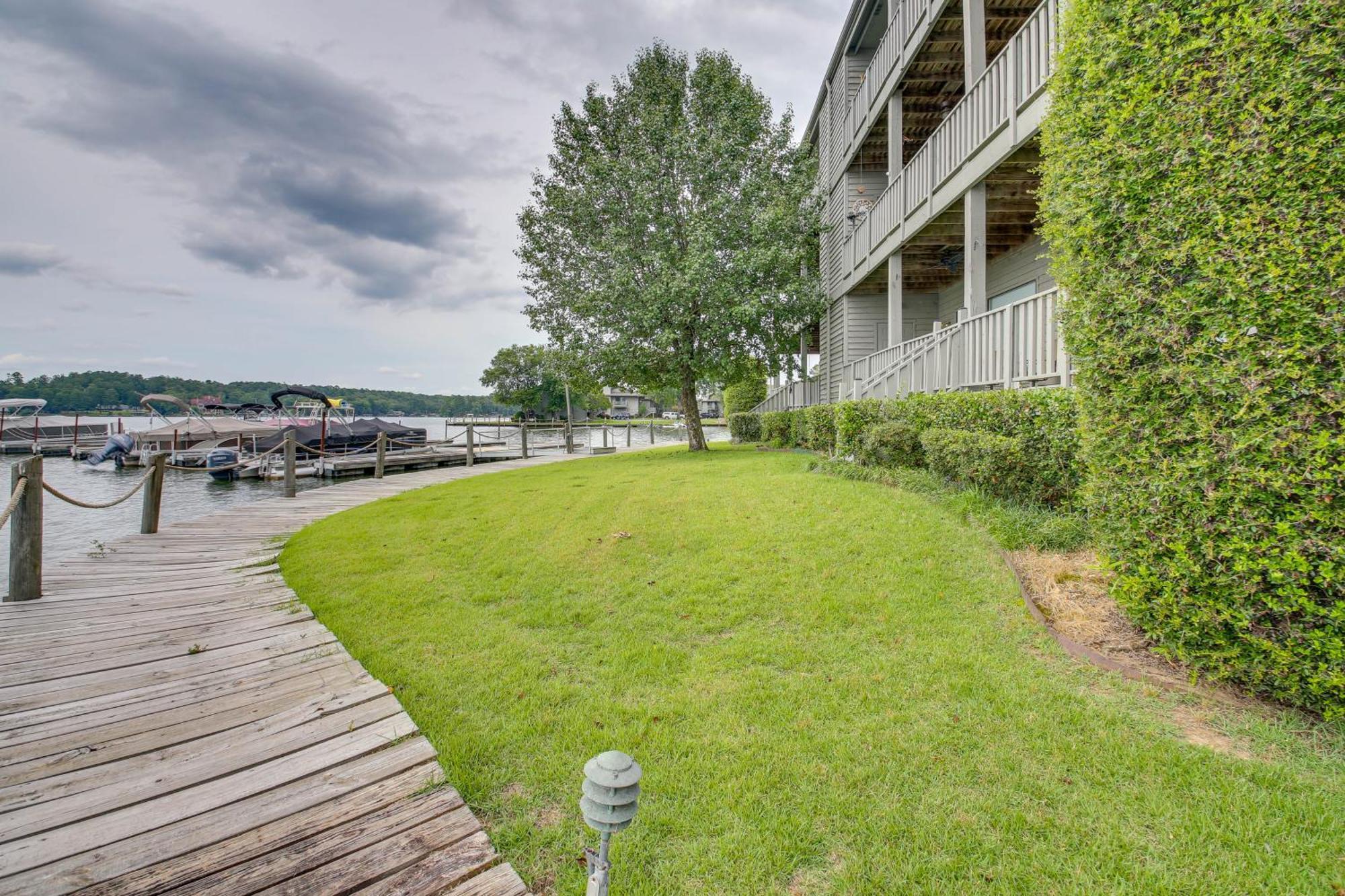 Spacious Hot Springs Penthouse Stunning Lake View Esterno foto